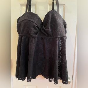 Torrid swim top size 4